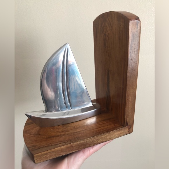Vintage Set of MCM Wood & Silver Sailboat Bookends - Picture 3 of 12
